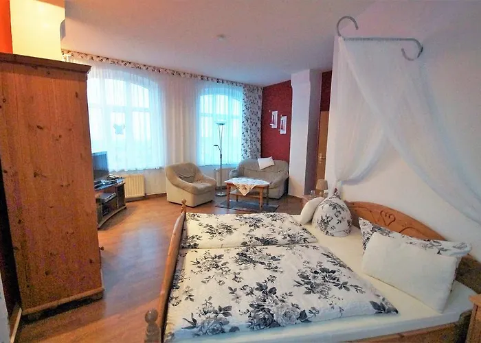 Am Kurpark 3* バート・ズダーオーデ